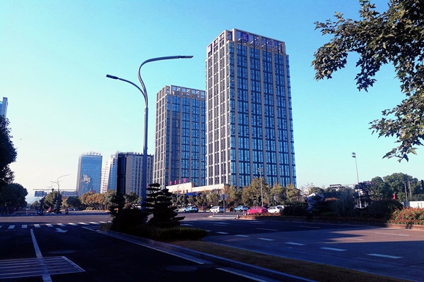 楼宇智能化专业化、系统化、节能化特点！