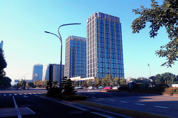 楼宇智能化专业化、系统化、节能化特点!(图1) 楼宇智能化专业化、系统化、节能化特点!(图1)